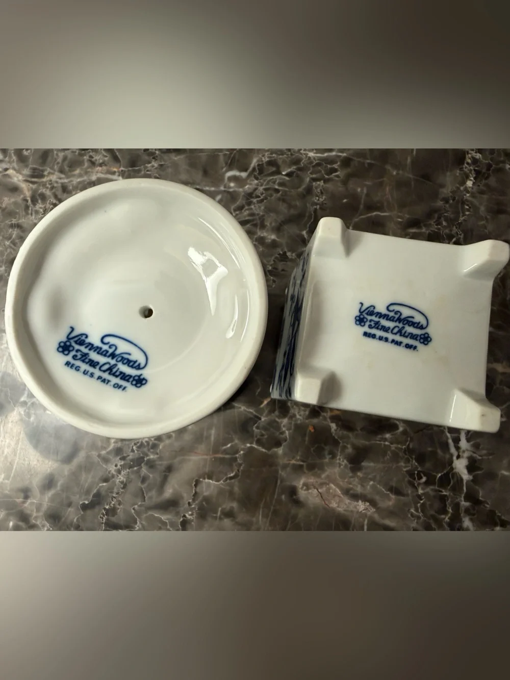 Vienna Woods Blue Onion Toothbrush Holder and Q Tip Holder - 2 Pieces